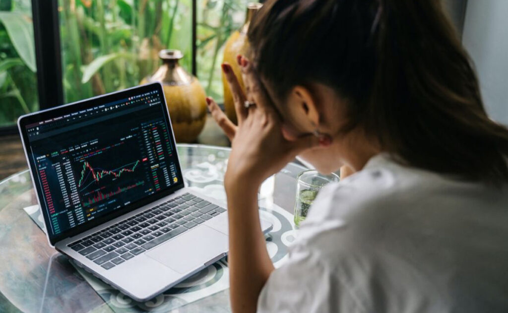 Advierte policía de CDMX de las estafas 'Cripto Romance'