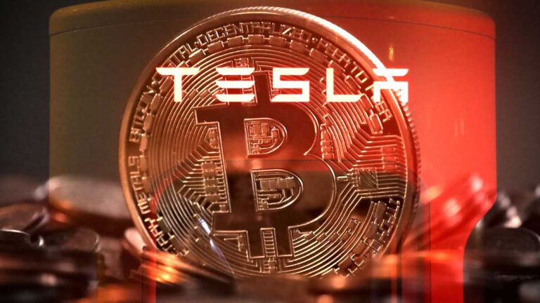 Tesla transfiere sus Bitcoins
