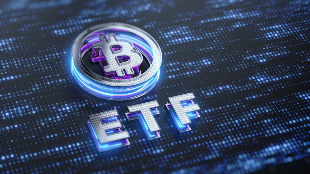 Representación digital de Bitcoin y ETFs con estilo tecnológico, destacando la relación entre criptomonedas y fondos cotizados en Estados Unidos.