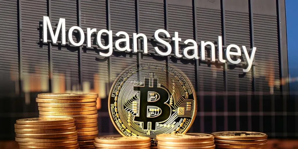 Morgan Stanley elimina restricciones bancarias cripto y abre acceso a fondos digitales