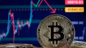 Panel de noticias cripto y datos macroeconómicos utilizados para analizar movimientos del mercado de criptomonedas en tiempo real.