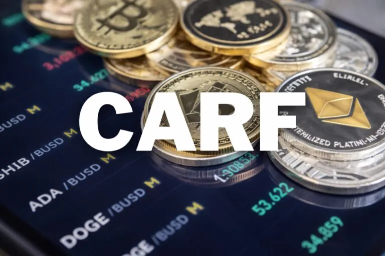 Ilustración editorial sobre regulación cripto y startups fintech en Colombia bajo nuevas medidas del CARF