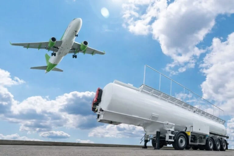 Planta industrial en Uruguay transformando biogás en biocombustible para aviones con energía renovable