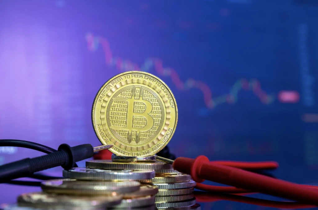 Impacto de la geopolítica en Bitcoin y Ethereum según Alexis Nickin Gaxiola.