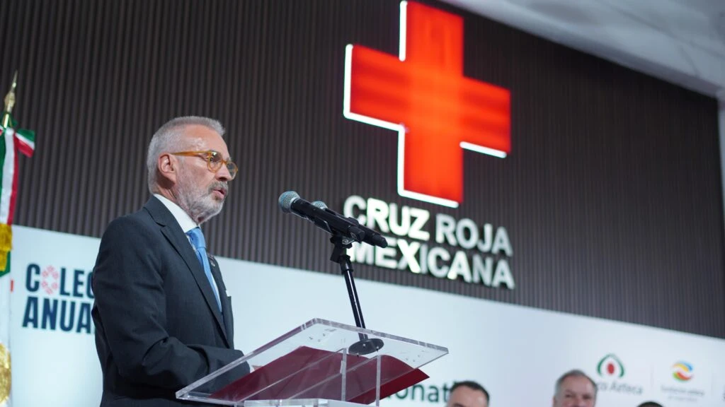 Banco Azteca entrega donativo a la Cruz Roja Mexicana para fortalecer la ayuda humanitaria y los servicios médicos en México