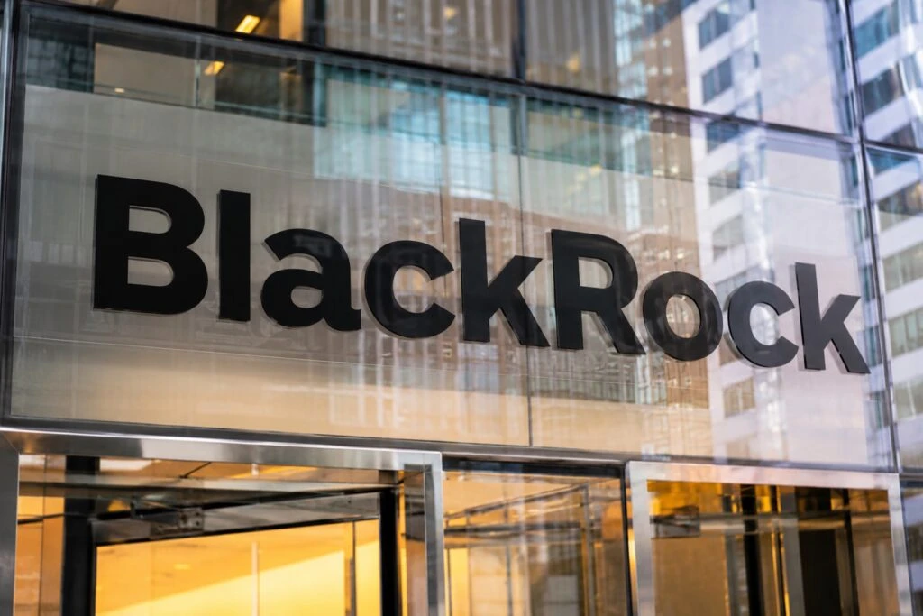 Seguridad cuántica de Bitcoin con representación de blockchain y computación cuántica respaldada por BlackRock