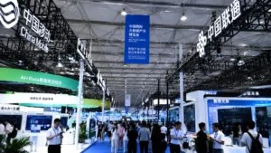 China impulsa la economía de tokens con inteligencia artificial y datos