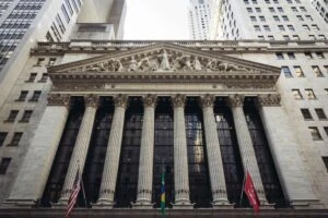 Wall Street impulsa blockchain con activos tokenizados, liquidación digital y tecnología financiera
