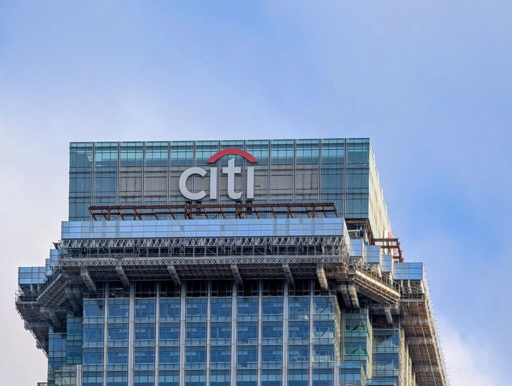 Citi y Coinbase conectan pagos con stablecoins y servicios financieros tradicionales